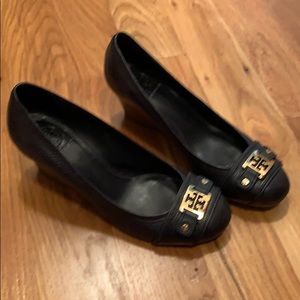 Tory Burch navy wedges